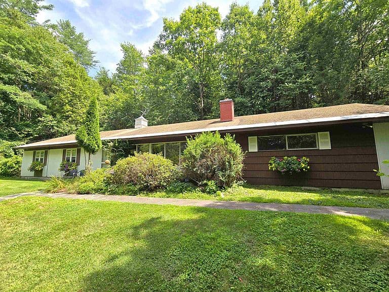 68 East Bonnyvale Lane photo 1