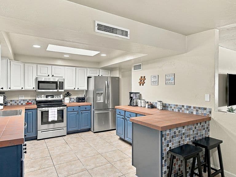 3754 W Suffield Ln photo 3