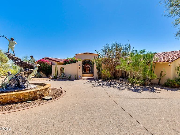 6021 E SAGE Drive photo 1