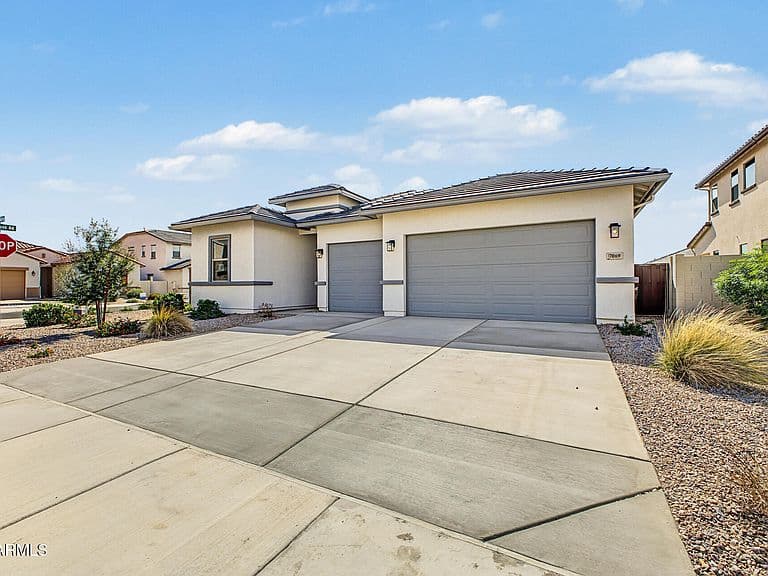 7069 E BRUSHY BILL Road photo 2