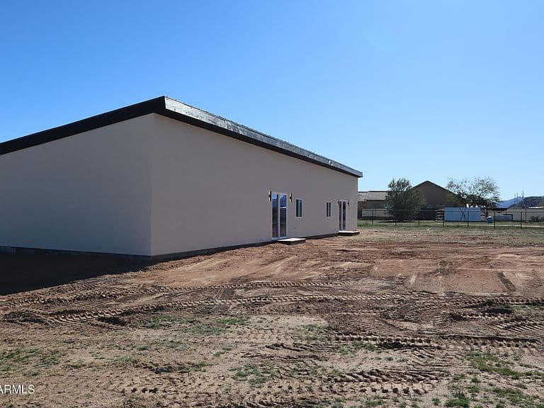 1776 N Smart Road photo 4