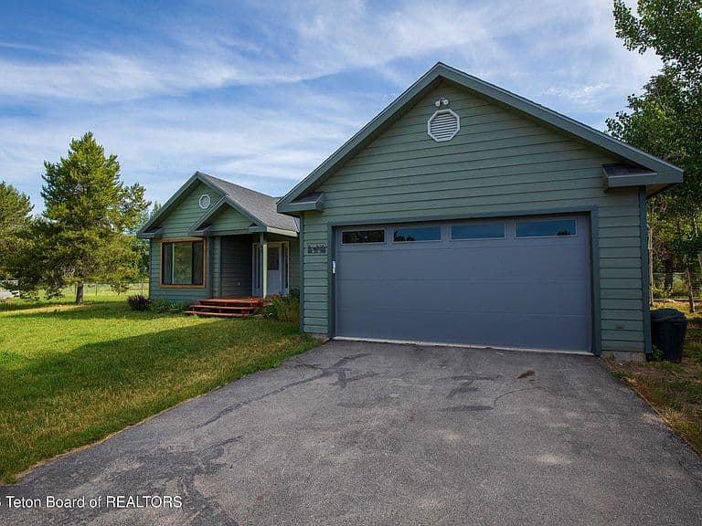 68 Kelly Ln photo 4