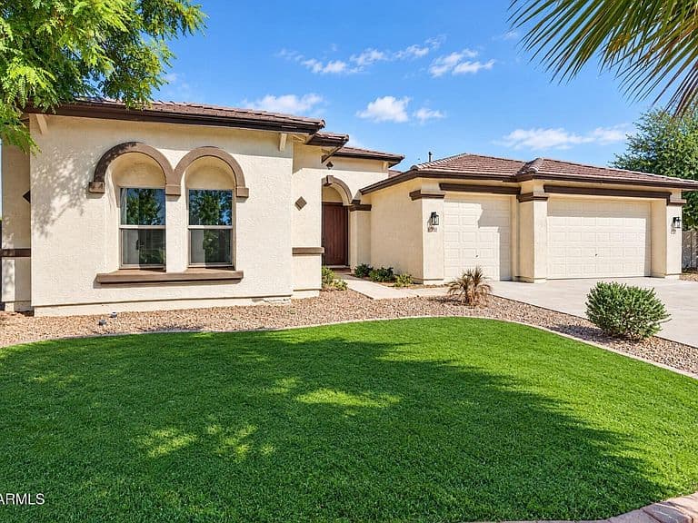 2994 E MAHOGANY Place photo 1