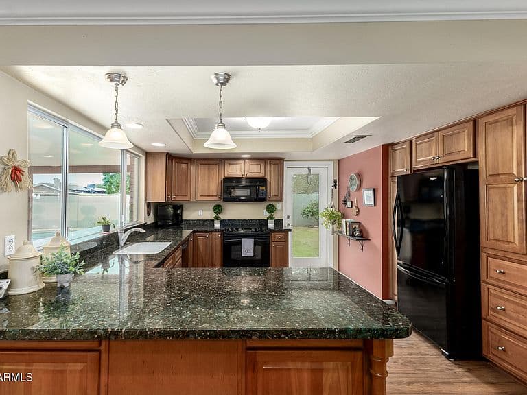 1941 E Pebble Beach Dr photo 4