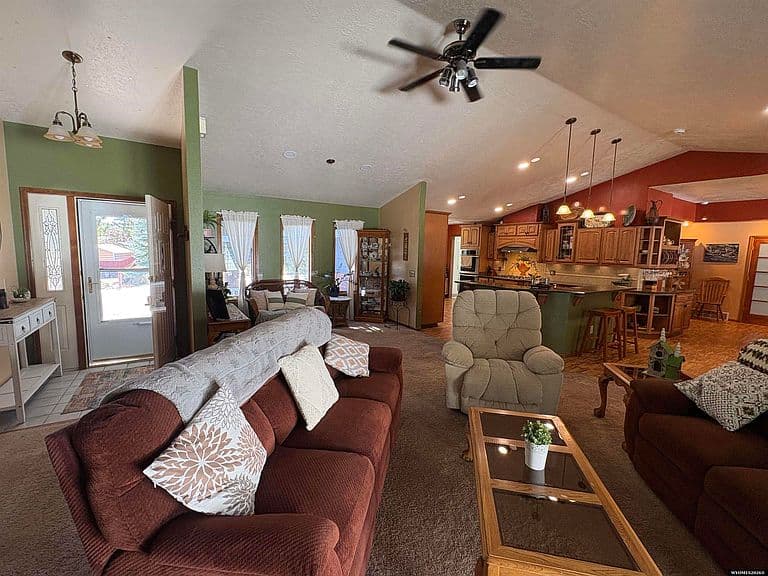 450 Faith Dr photo 2
