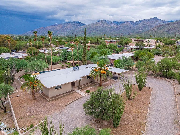 4521 N Bear Canyon Rd photo 4