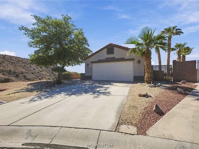 2401 Topanga Drive photo 2