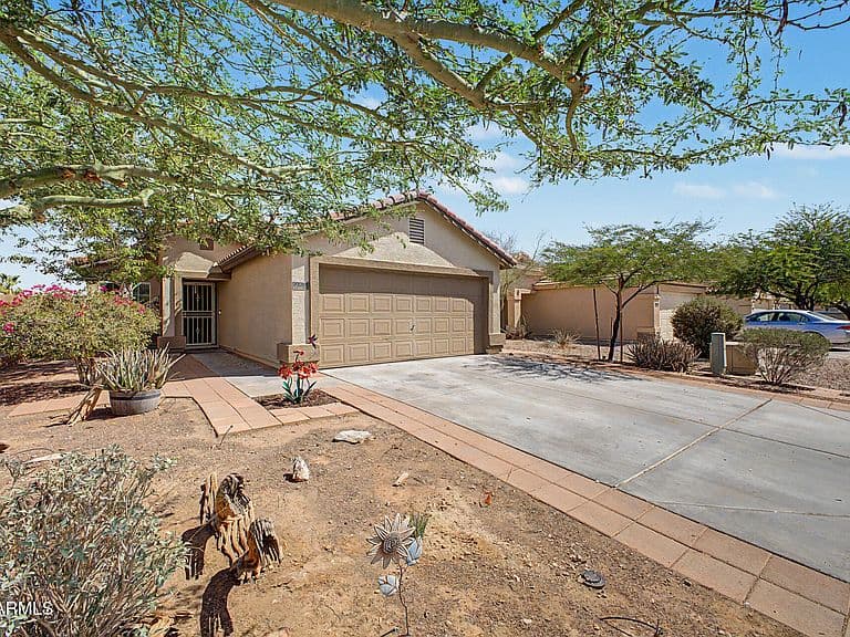 22259 W MESQUITE Drive photo 4