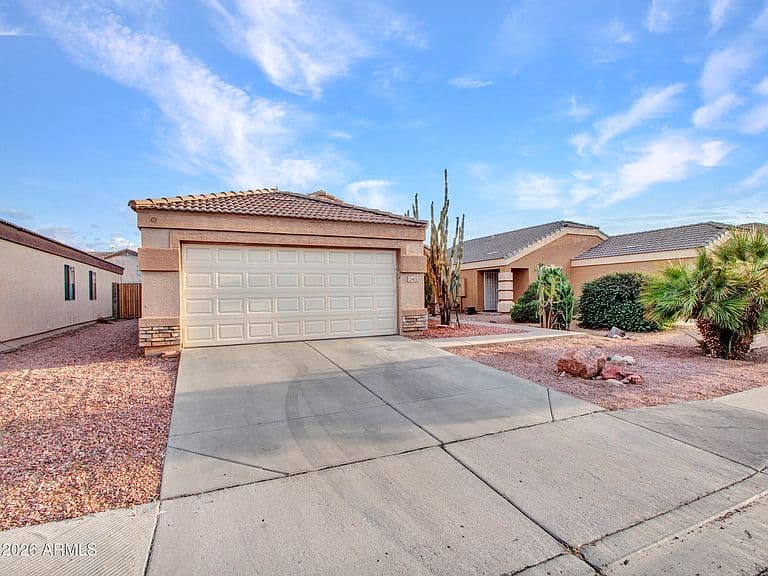 12401 W DREYFUS Drive photo 1