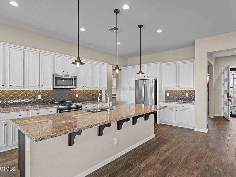 3675 GOLD RIDGE Road photo 2