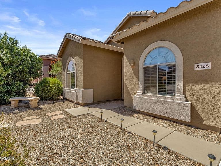 3428 W MORGAN Lane photo 2