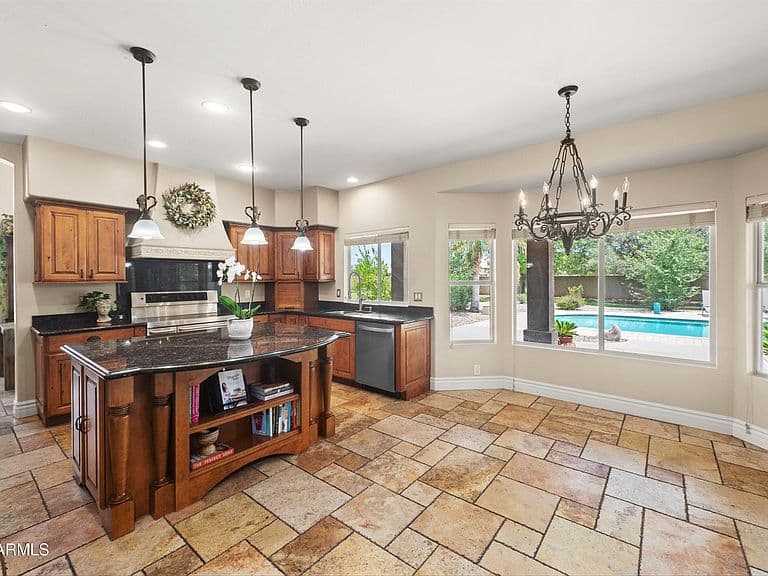 241 S Equestrian Court photo 5