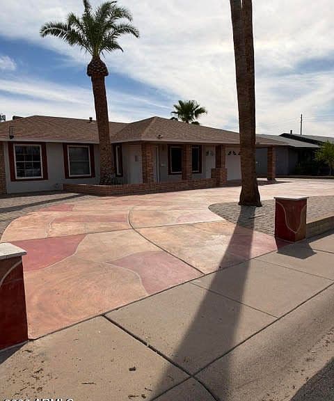4223 W Eva Street photo 2