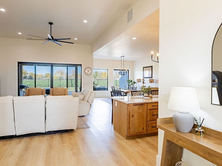 6629 Graphite Dr photo 3