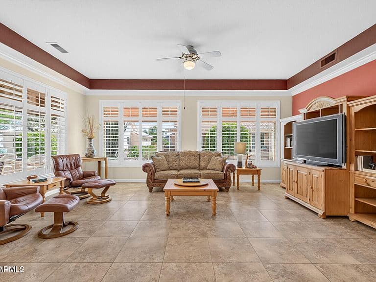 15133 W CARBINE Way photo 3