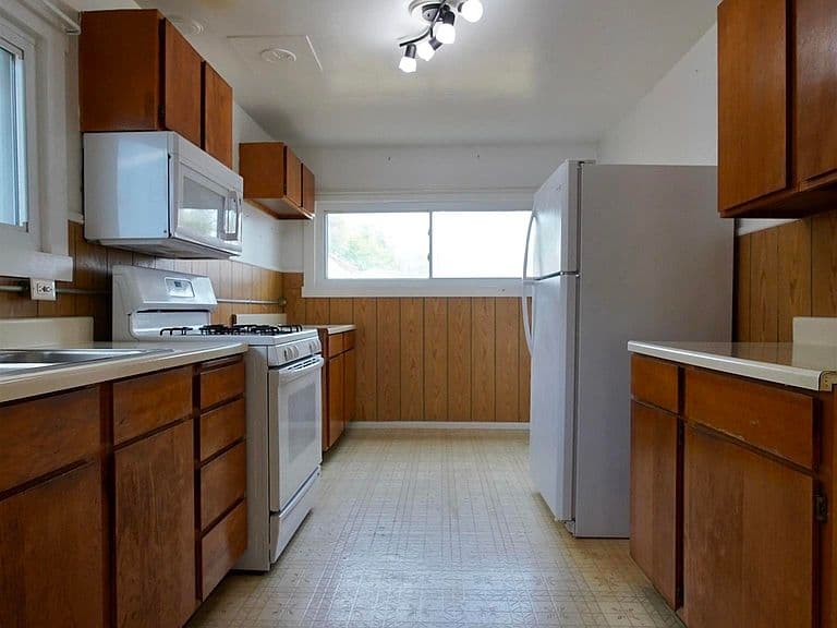 813 N McKinley St photo 3