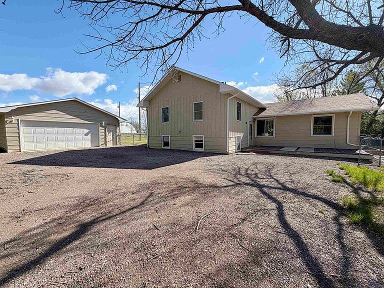4852 Bonnie Ln photo 1