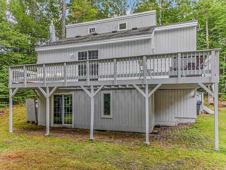189 Snowood Drive photo 3