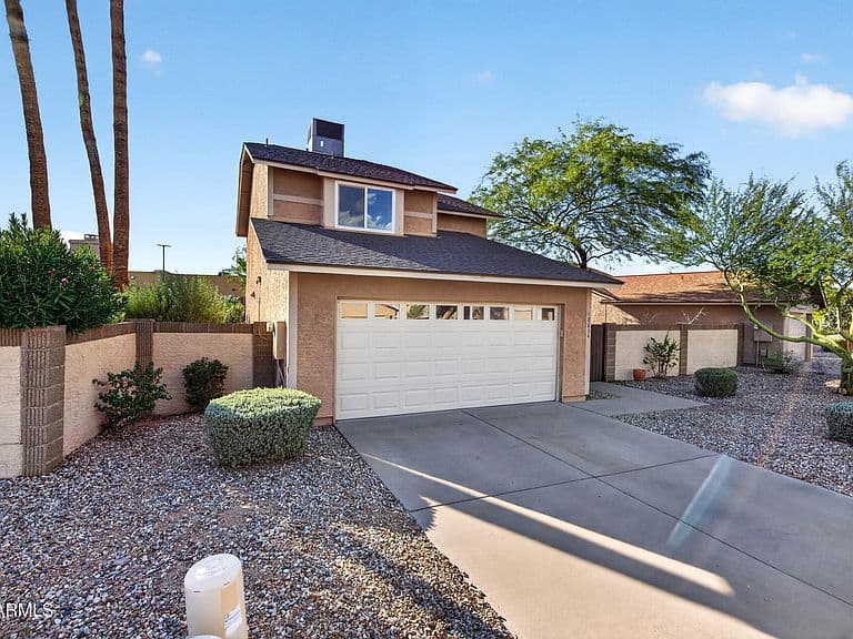 12854 S 50TH Way photo 3