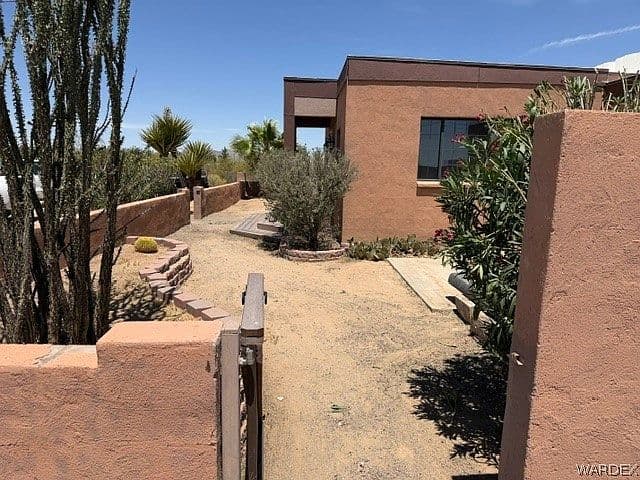 6787 W Burro Drive photo 2