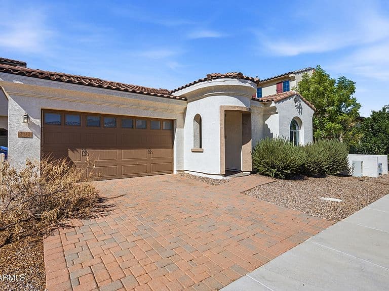 2912 E EBONY Drive photo 2