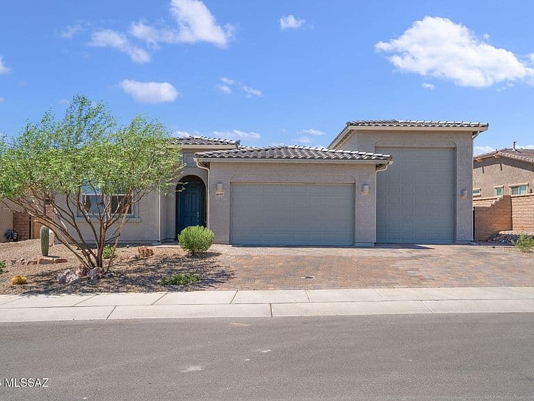 6690 W Winding Knoll Pl photo 2
