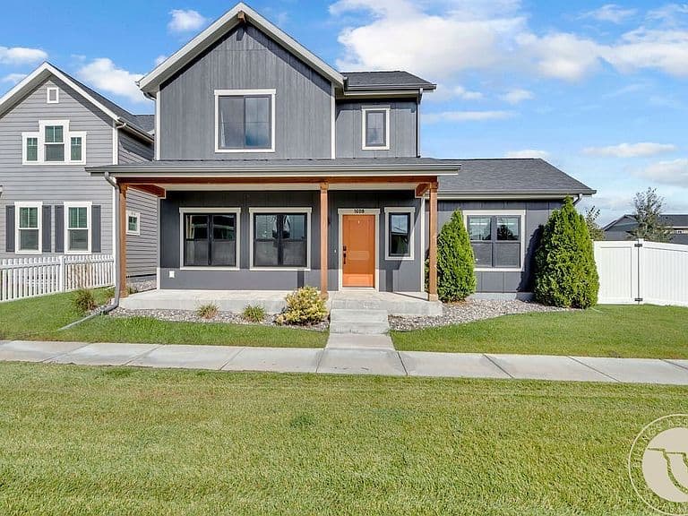 1608 Island View Dr photo 1