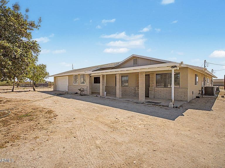 20221 E MAYFIELD Road photo 2