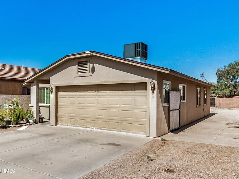 315 N Keith St photo 5