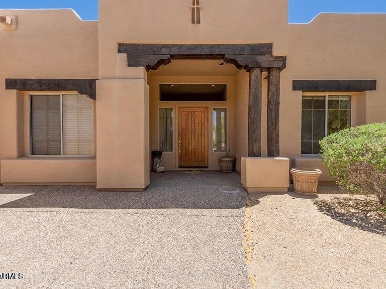 8115 E SAND FLOWER Drive photo 1