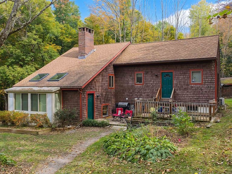 852 Boardman Hill photo 1