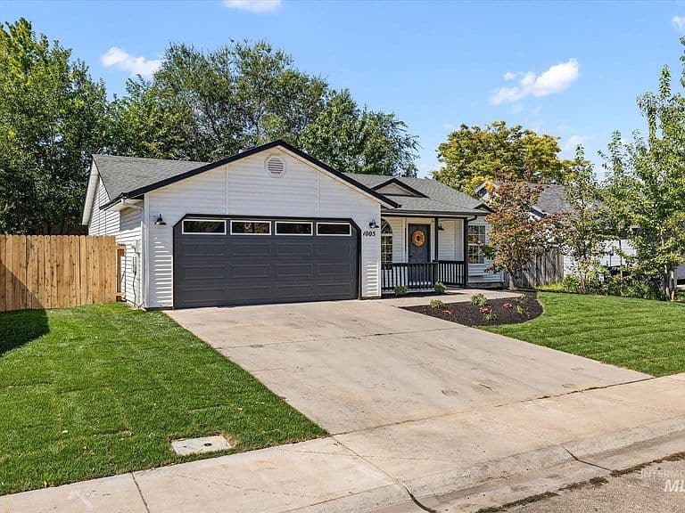 1005 S Bonneville Dr photo 5