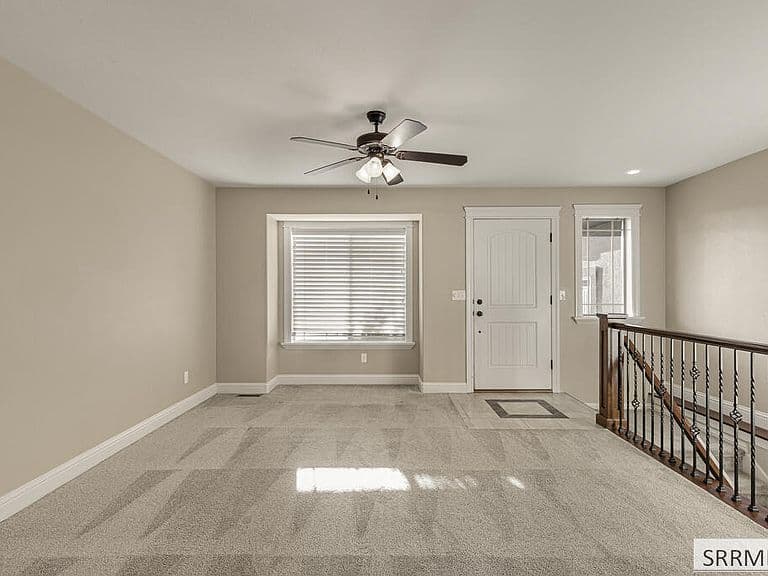 6091 Bryson Ln photo 3