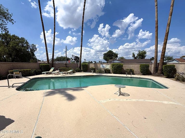 4017 E DAHLIA Drive photo 4