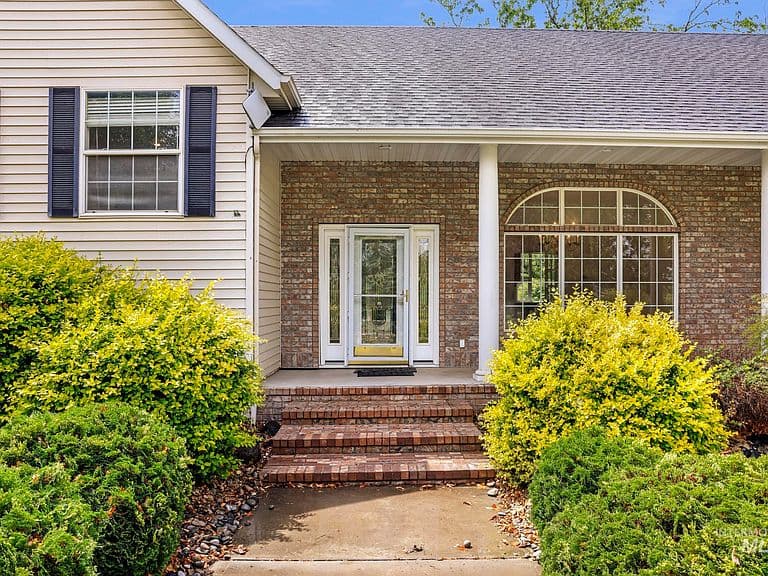 3711 N 2506 E photo 2