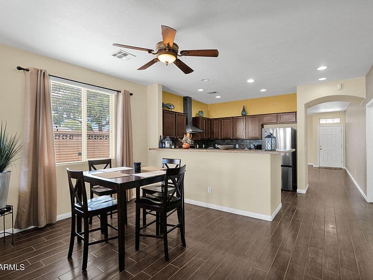 772 S 178th Lane photo 4