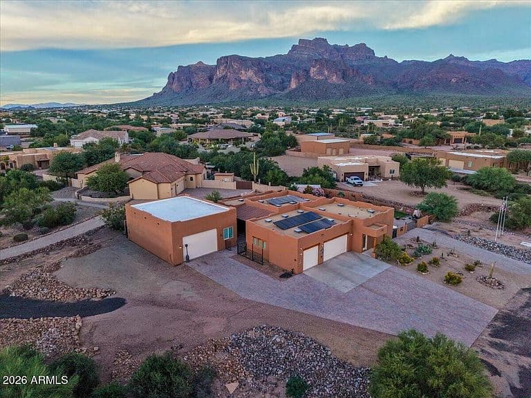 481 S Val Vista Road photo 3