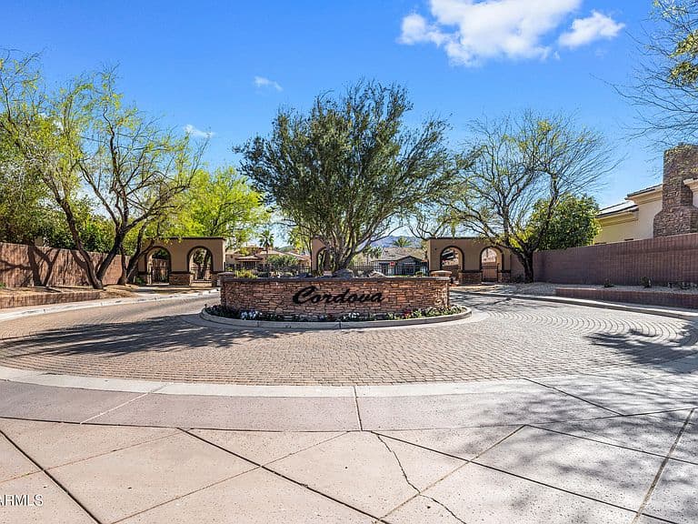 3976 E BELLERIVE Drive photo 5