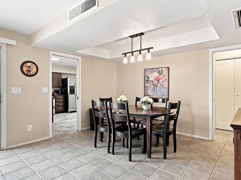 1334 S Camino Seco photo 5
