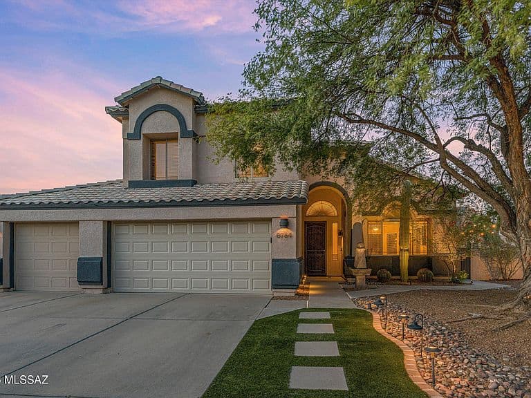 8784 N Wellside Dr photo 2