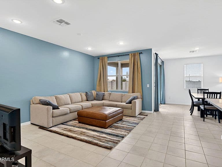 41590 W DUSTY CREEK Drive photo 3