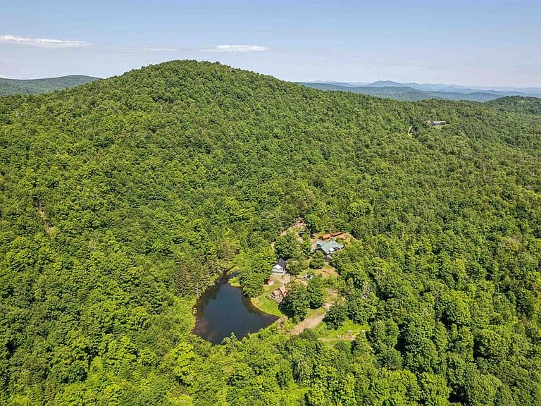 817 Gulf Road photo 3