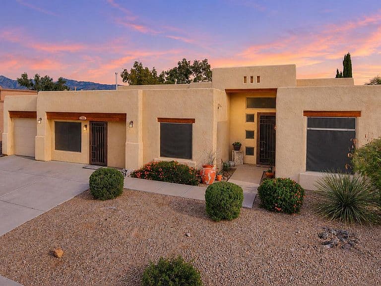 1230 N Golden Palomino Pl photo 1