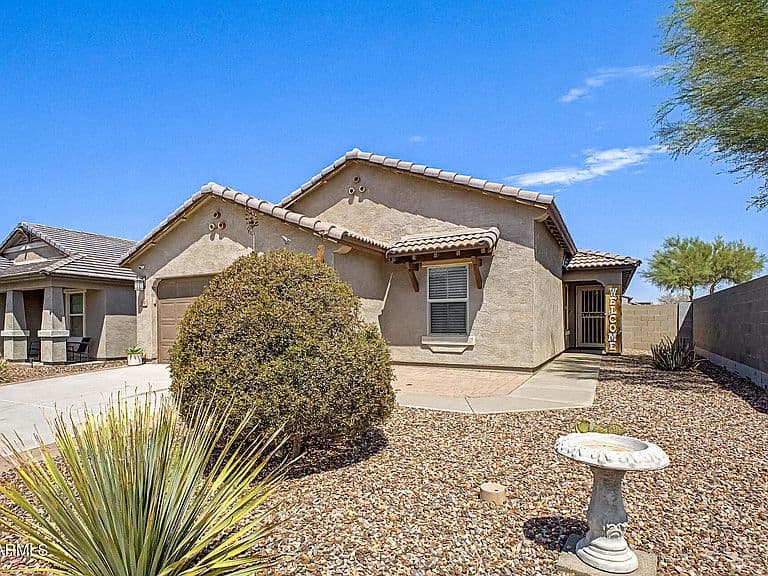 726 W JARDIN Drive photo 2