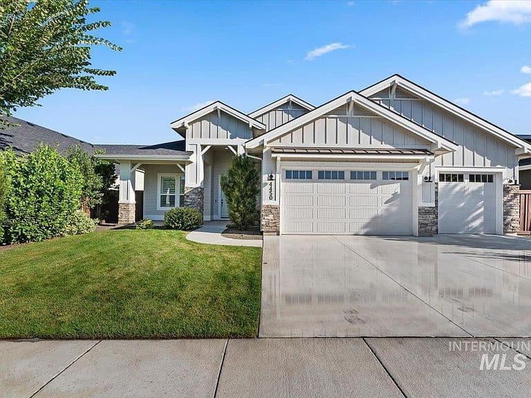 4450 W Lost Rapids Dr photo 2
