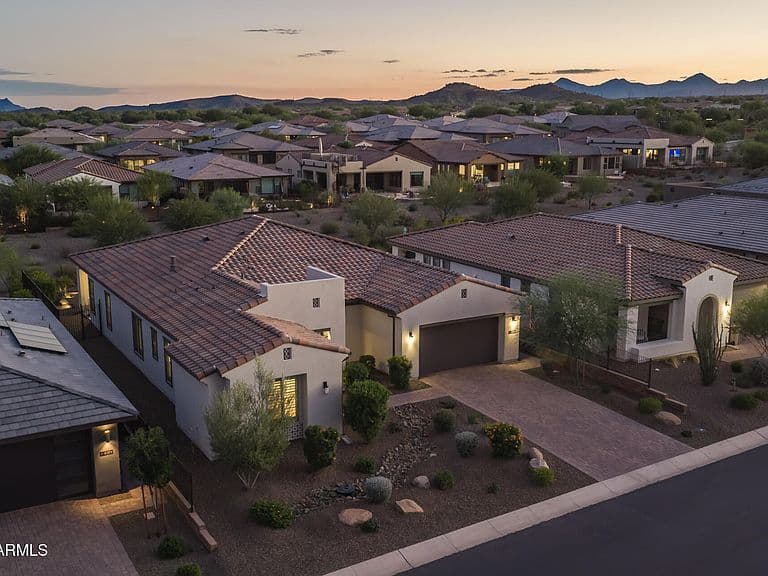18137 E PARIA CANYON Drive photo 5
