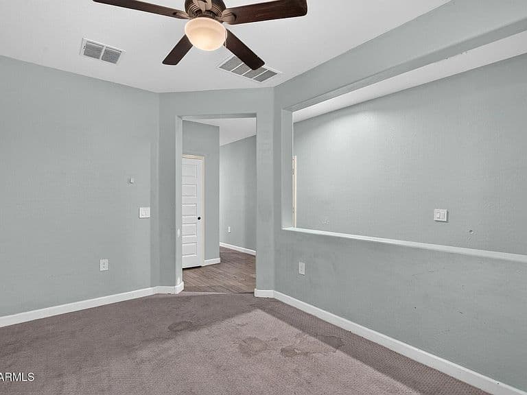 2478 S 242ND Lane photo 4