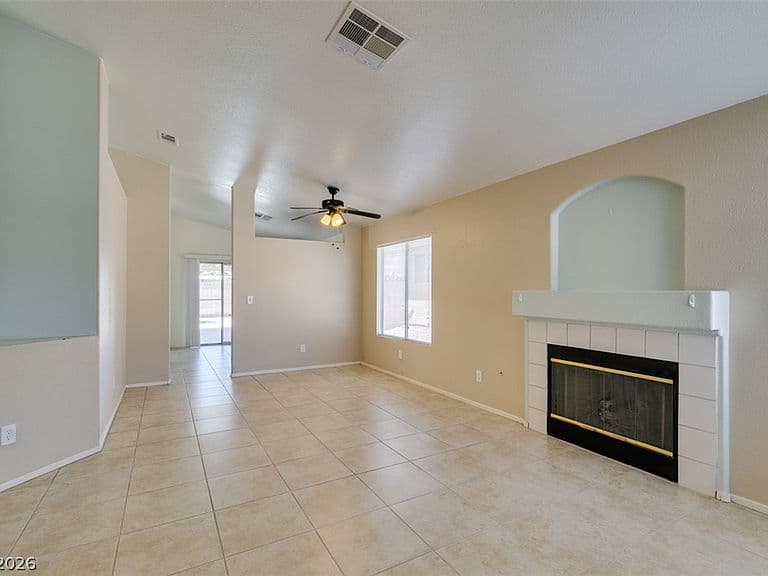 2349 Black Bush Ln photo 3
