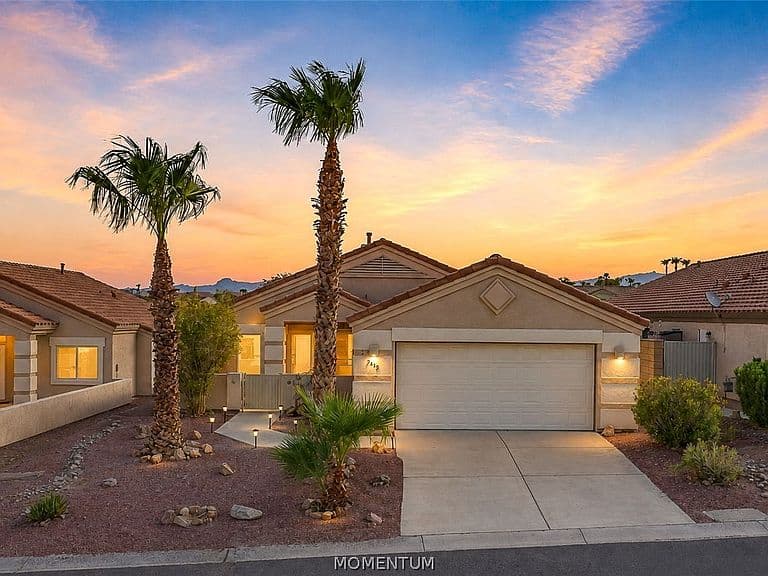 2459 Frontier Lane photo 2