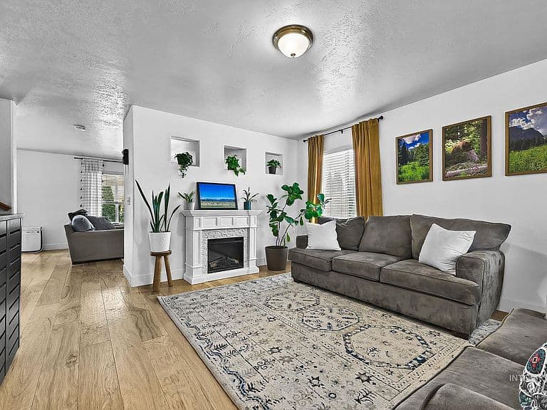 11267 W Cheshire Ct photo 3